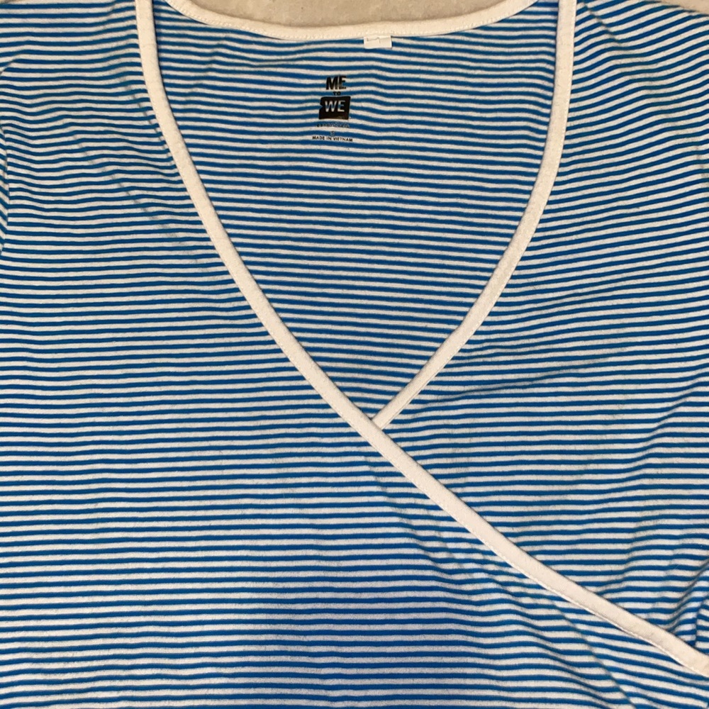blue and white cross over crop top